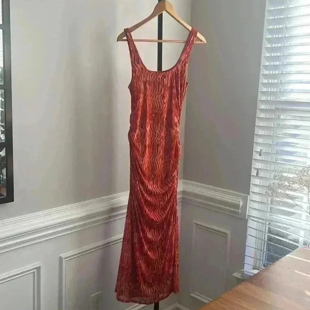 House of Harlow 1960 dress side slit